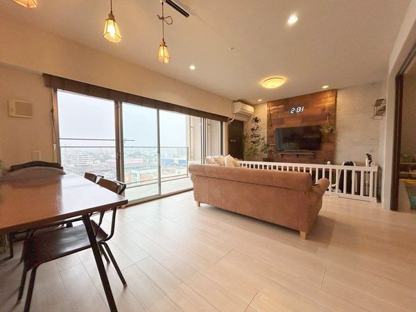 タマレジデンス新宮中央ザ・テラス リビング タマレジデンス新宮中央ザ・テラス リビング