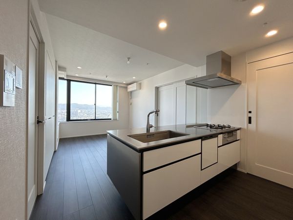 アイランドシティオーシャン&フォレストタワーレジデンス EAST リビング アイランドシティオーシャン&フォレストタワーレジデンス EAST リビング