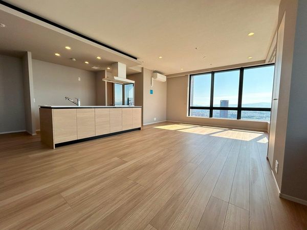 アイランドシティオーシャン&フォレストタワーレジデンス EAST リビング アイランドシティオーシャン&フォレストタワーレジデンス EAST リビング