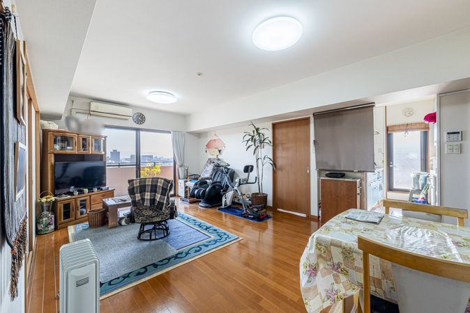 アプローズ香住ヶ丘弐番館 リビング リビング