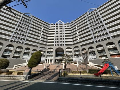 JGMベリテュード箱崎公園セカンドステージ 外観