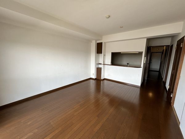 セントラルメゾン香住丘東 リビング