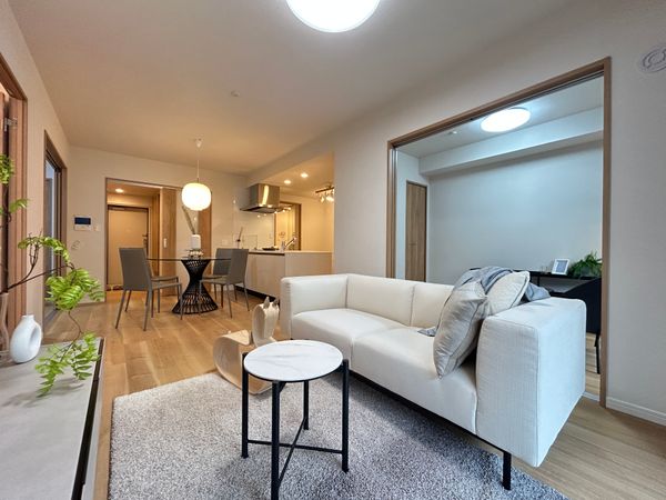 ベルヴィ香椎 六番館 リビング リビング