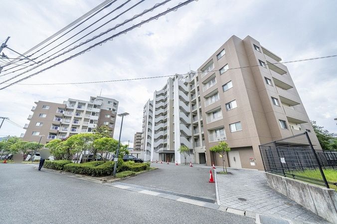 MJR香椎 外観