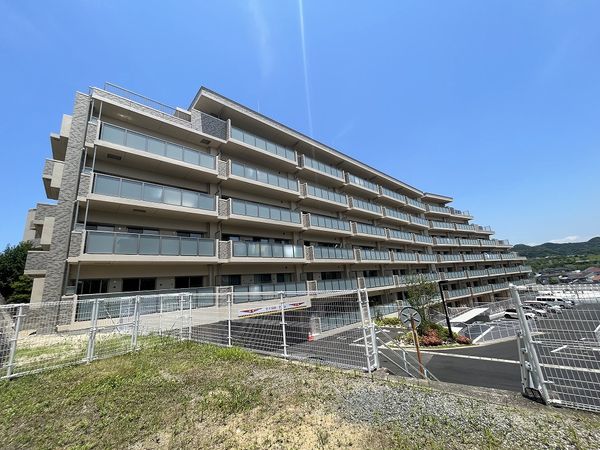 ベルヴィ香椎六番館 外観 ベルヴィ香椎六番館 外観