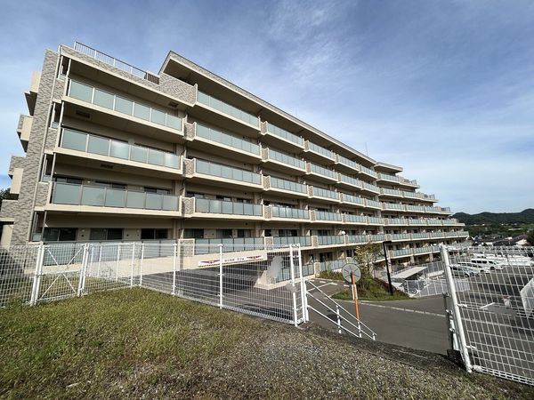 ベルヴィ香椎六番館 外観 ベルヴィ香椎六番館 外観