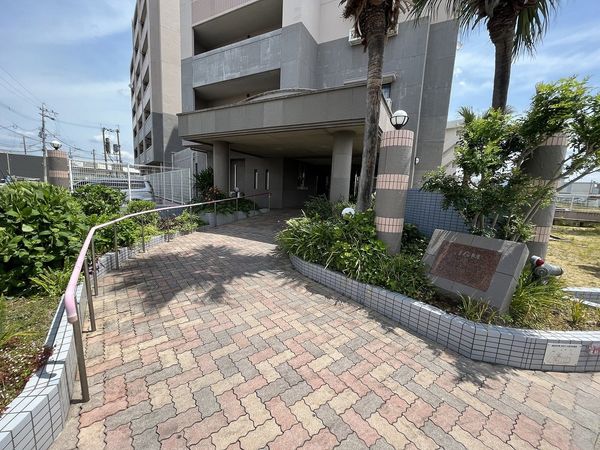 じゅうグランドマンション・シュリアン土井 エントランス