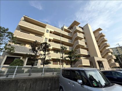 ベルヴィ香椎 壱番館 外観