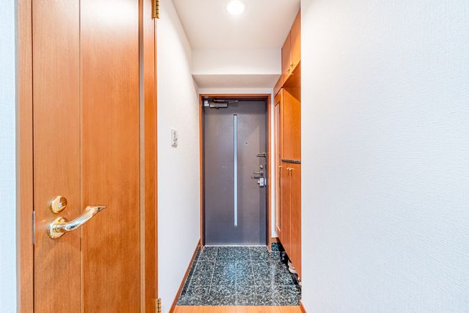 コモダスパッソ天神 玄関