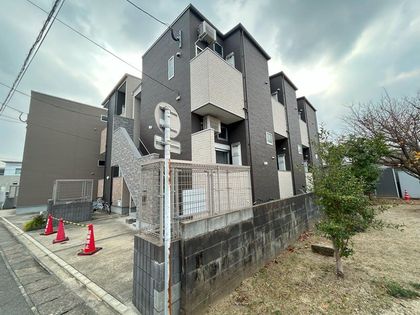 プレジール名島 外観