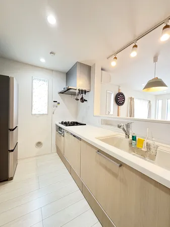 対面式システムキッチン※家具・その他調度品は売買代金には含まれません。