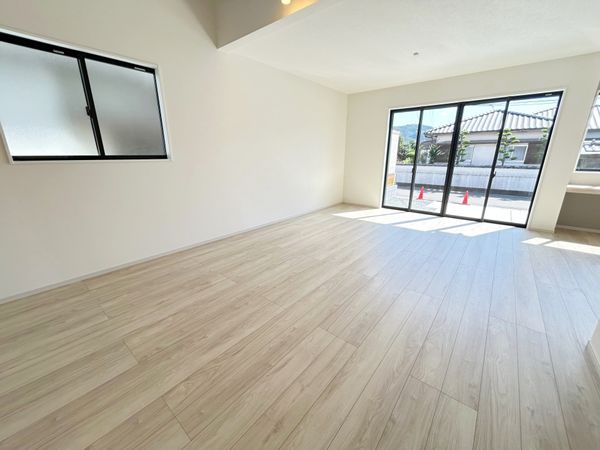 大野城市南ケ丘五丁目新築戸建 リビング 大野城市南ケ丘五丁目新築戸建 リビング