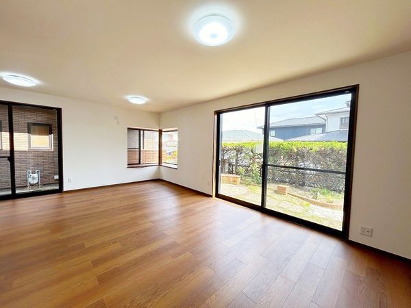 太宰府市青山三丁目戸建 リビング 太宰府市青山三丁目戸建 リビング