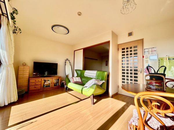 ペルル筑紫野 リビング ペルル筑紫野 リビング