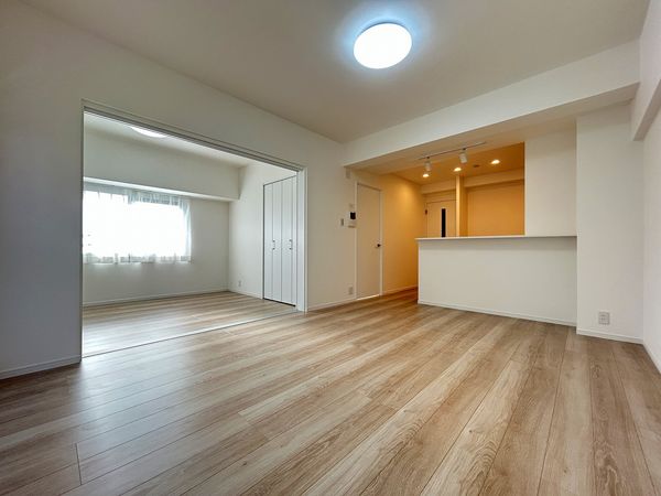 三愛シティライフ白木原 リビング リビング