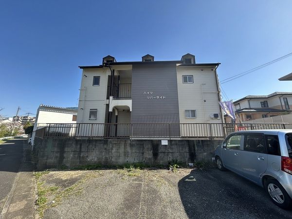 ハイツリバーサイド 外観