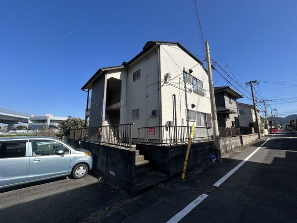 ハイツリバーサイド 外観