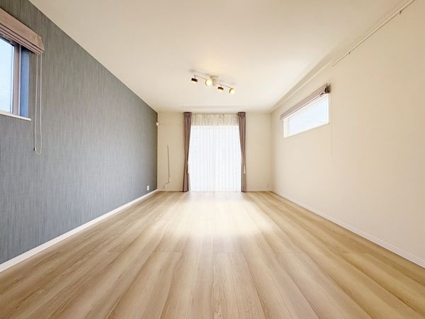 南区長住一丁目 戸建 リビング 南区長住一丁目 戸建 リビング