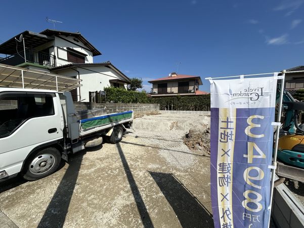 博多区東月隈五丁目 戸建一号棟 前面道路含む外観 博多区東月隈五丁目 戸建一号棟 前面道路含む外観