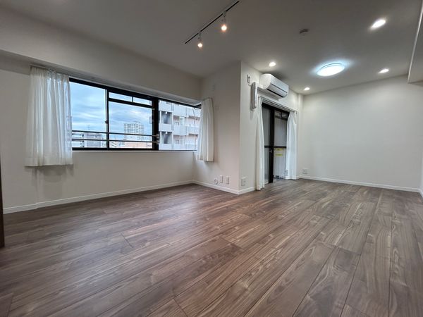 ロマネスク大名 リビング