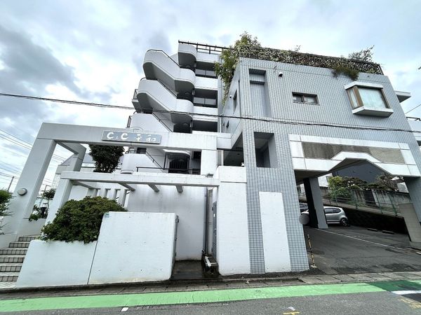 シー・アンド・シー平和 外観