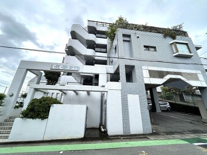 シー・アンド・シー平和 外観