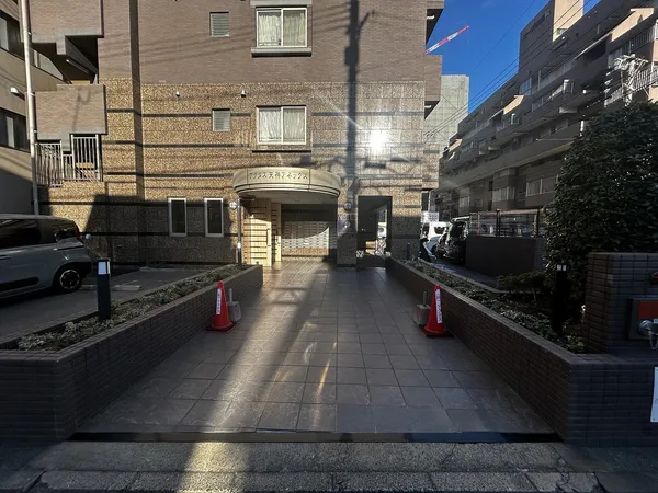 エントランスアプローチ