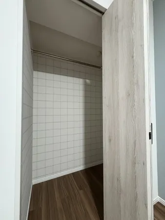 クローゼット（洋室　約4.5帖）