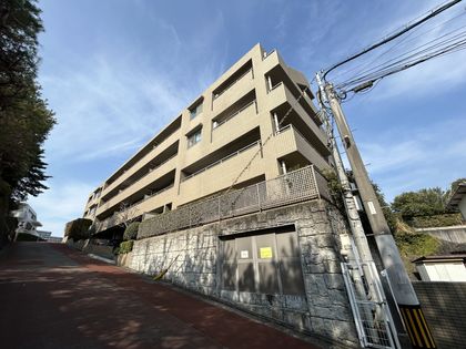 寺塚パーク・ホームズ 外観