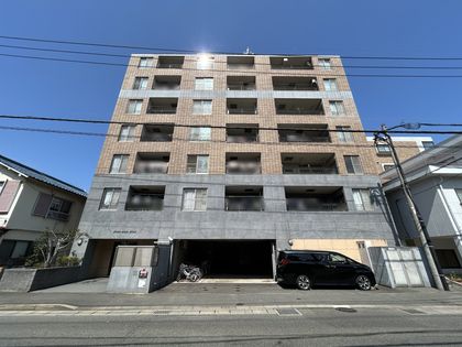 ファーネスト西新南 外観