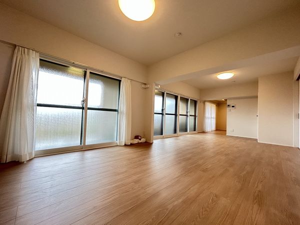 クラウンマンション高宮 リビング