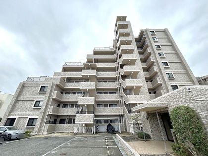 ベルヴィ香椎十番館 外観