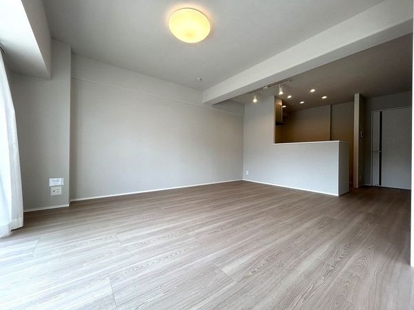 サーパス松島 リビング