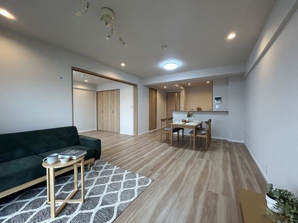 アンピール海の中道2 リビング