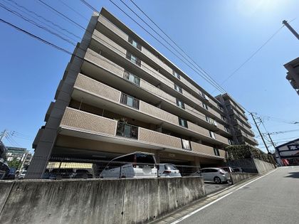 ファミール長丘 外観