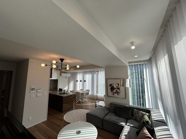 プレミスト天神赤坂タワー リビング