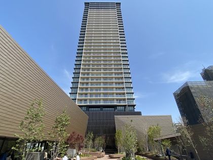 Brillia Tower西新・PRALIVA 外観