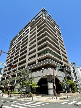 アンピール・マキシム大濠 外観