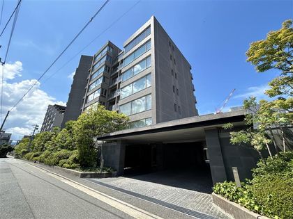 パークプレシャス大濠 外観