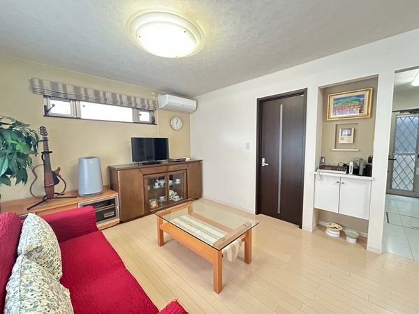 早良区原4丁目戸建 リビング