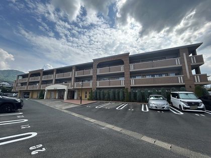 モントーレガーデンヒルズ野芥 外観