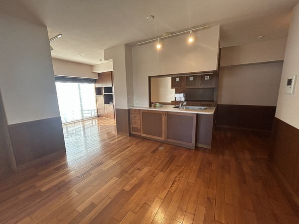 グランディア百道浜通り リビング