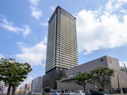 Brillia Tower西新・PRALIVA 外観