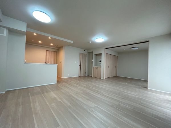 アダージュ原五番館 リビング