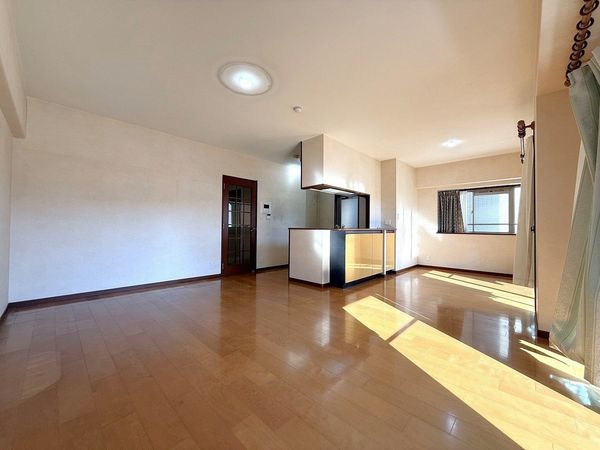 ファーネスト西新六丁目 リビング ファーネスト西新六丁目 リビング