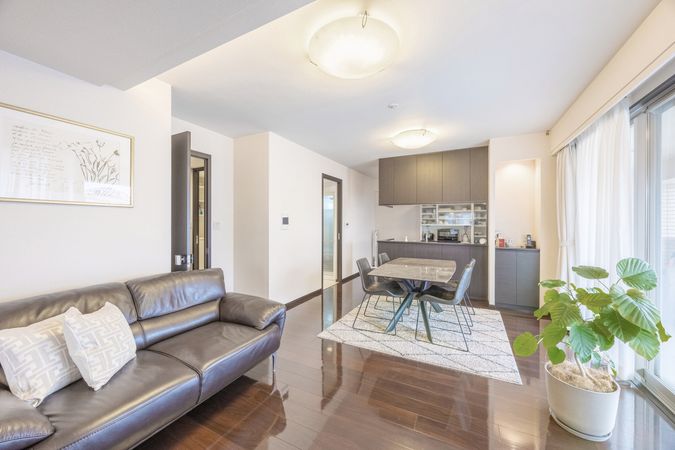 コアマンション百道プレジオ リビング