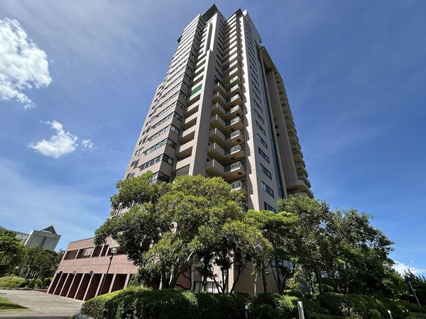 アトモスももち 外観