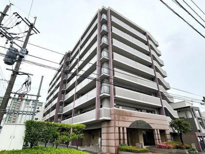 アンピール博多駅 外観