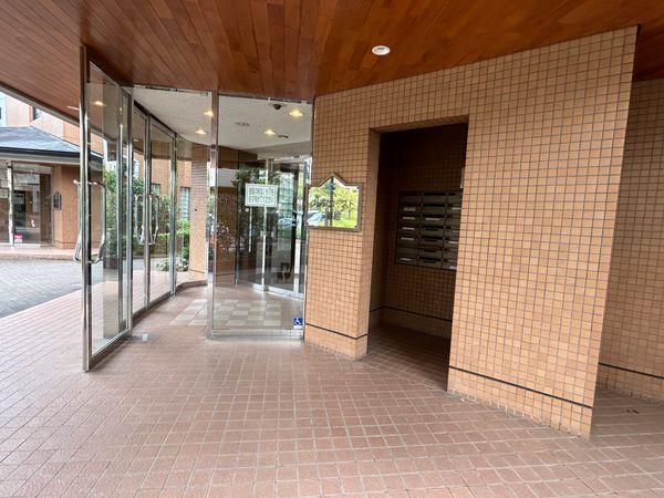 西福岡マリナタウンクレアコースト五番館 エントランス