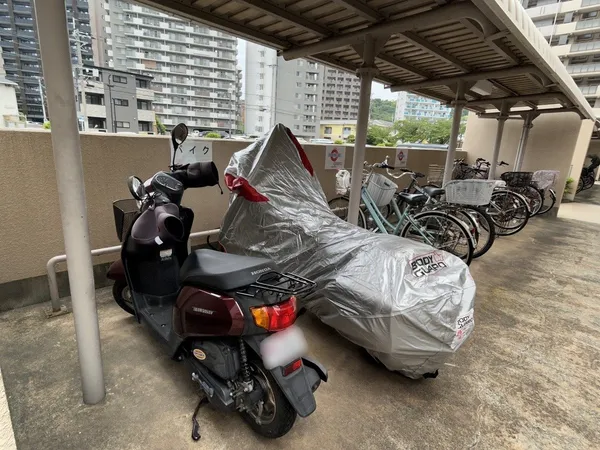 バイク置き場